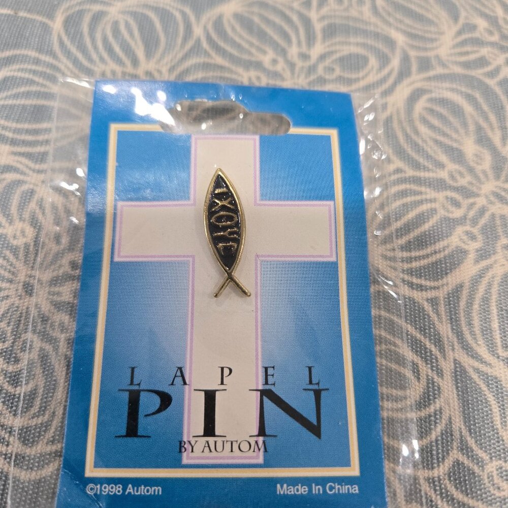Autom Religious Vintage Lapel Pin